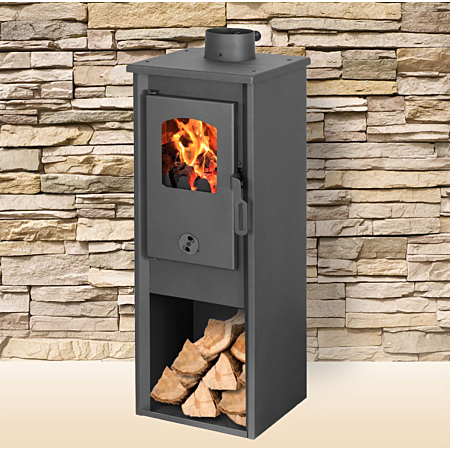 Holzofen Evros 7 kW von Sannover mit hohem Wirkungsgrad und kompaktem Design.